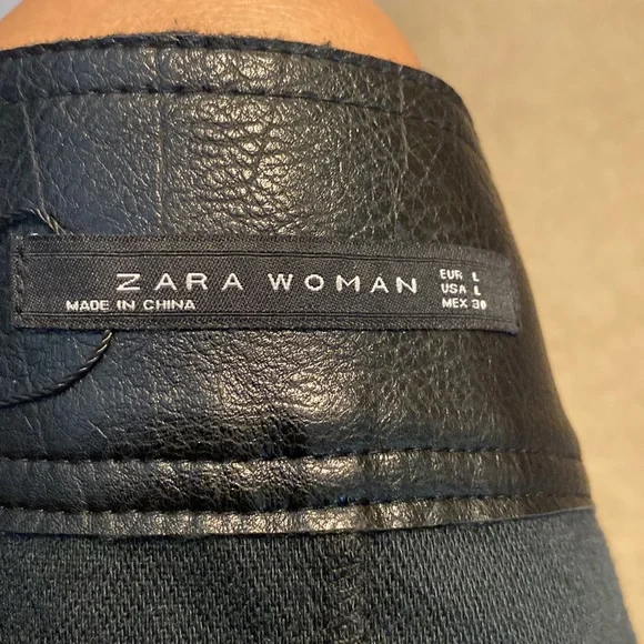 Beautiful black mini Zara women skirt - Picture 14 of 16